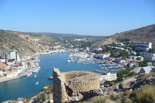 Image -- A view of Balaklava with the ruins of the Geonese fortress.