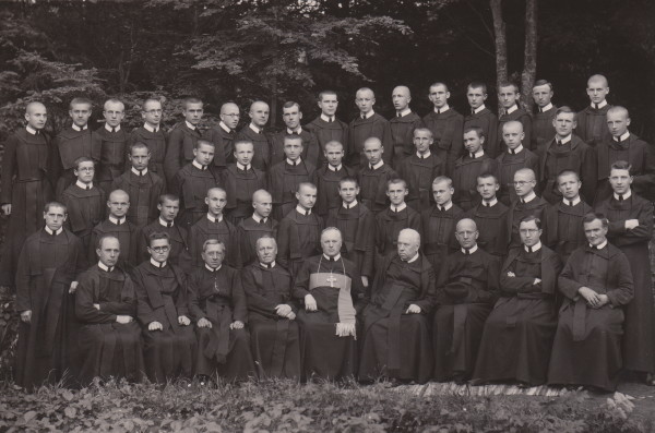Image -- Bishop Basil Ladyka with Basilian monks in Dobromyl (1937).