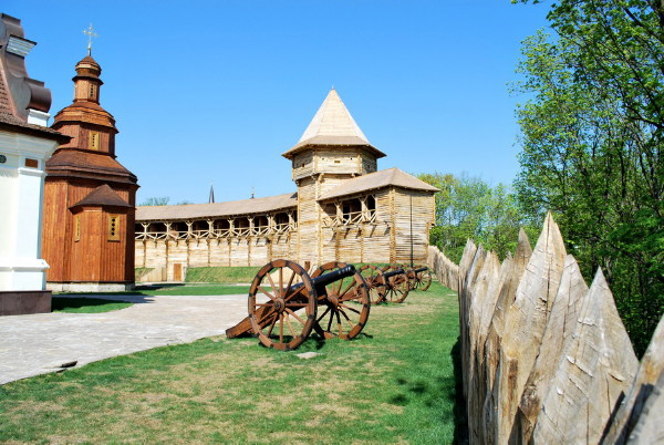 Image -- The Baturyn fortress.