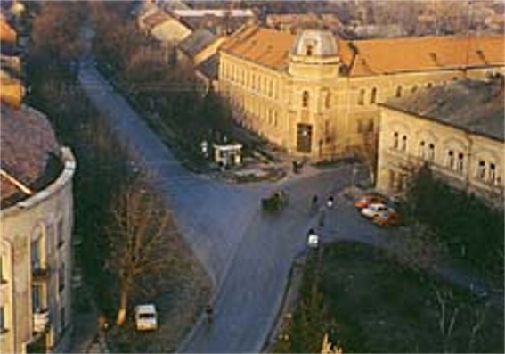 Image -- Berehove city center.