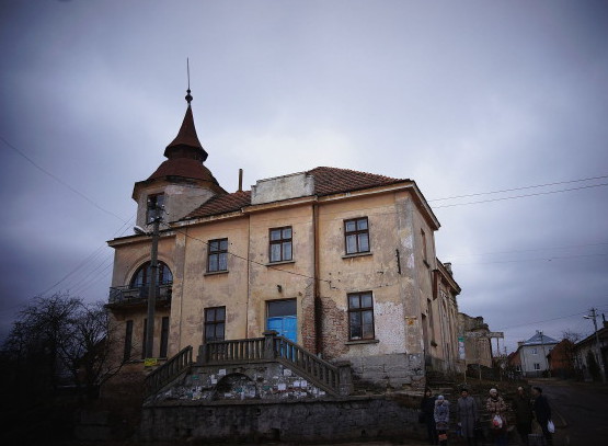 Image -- Bibrka, Lviv oblast: the Sokil association building.