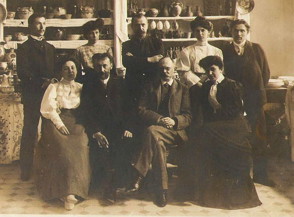 Image -- Mykola Biliashivsky, Vikentii Khvoika and other organizers of a folk crafts exhibition 1906.