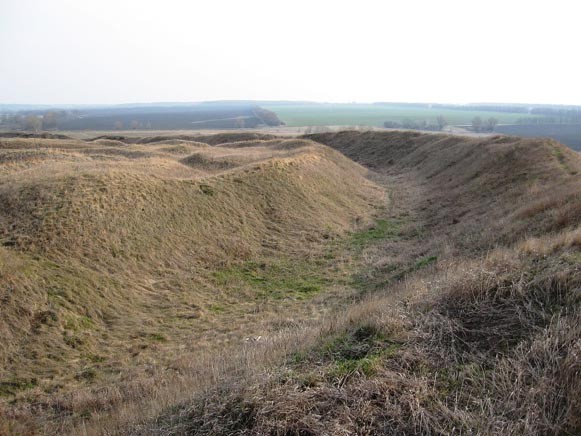 Image -- The Bilsk fortified settlement (earthworks and moat).