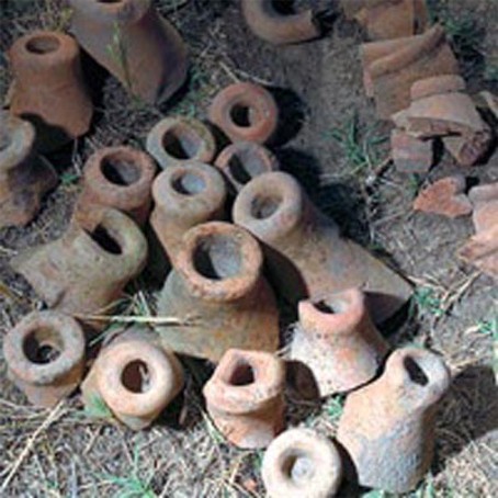Image -- Pottery excavated at the Bilsk fortified settlement.