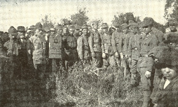 Image -- A burial of a Jewish Ukrainian Galician Army soldier Yu. Litvack.