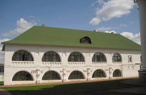 Image -- An old bursa (student residence) building in Novhorod-Siverskyi.