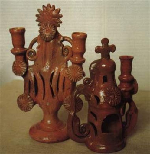 Image -- A ceramic candelabra from the Poltava region (19th century).