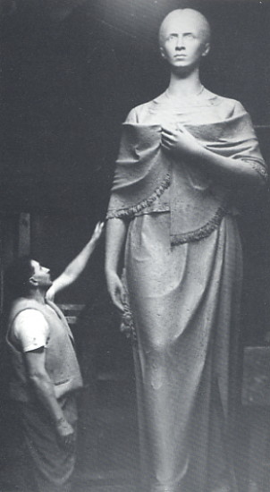 Image -- Mykhailo Chereshnovsky with monument to Lesia_Ukrainka for Cleveland (1960).