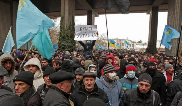 Image -- Crimean Tatar rally against the Russian intervention in the Crimea (7 March 2014).