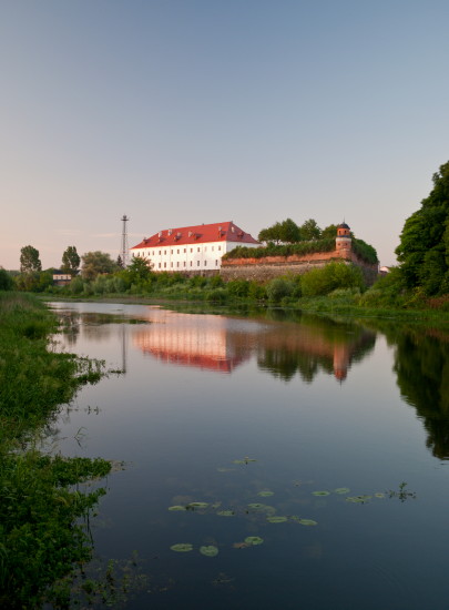 Image -- The Dubno castle seen from the Ikva River.