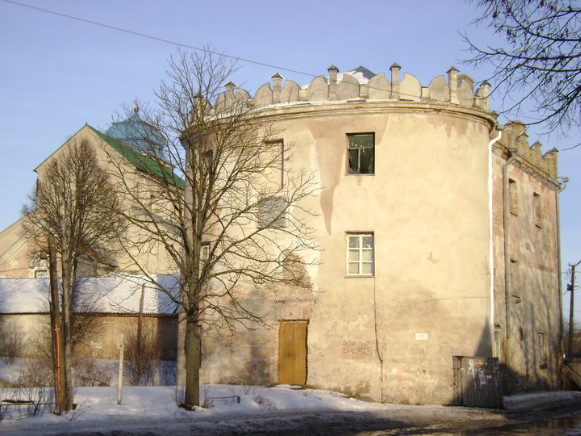 Image -- Dubno: Lutsk Gate (17th century).