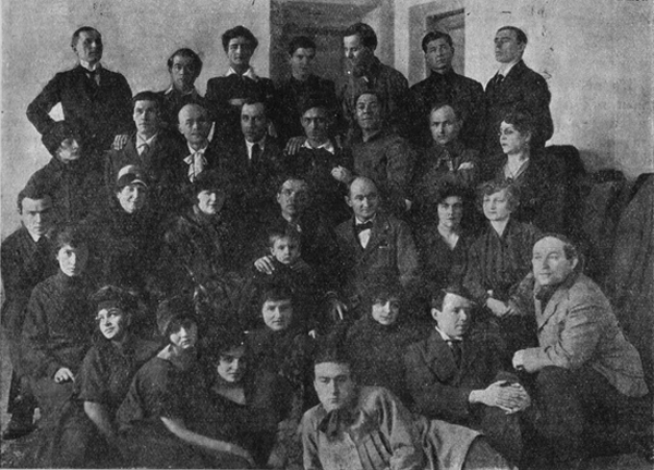 Image -- The troupe of the Franko New Drama Theater (1922, Vinnytsia).