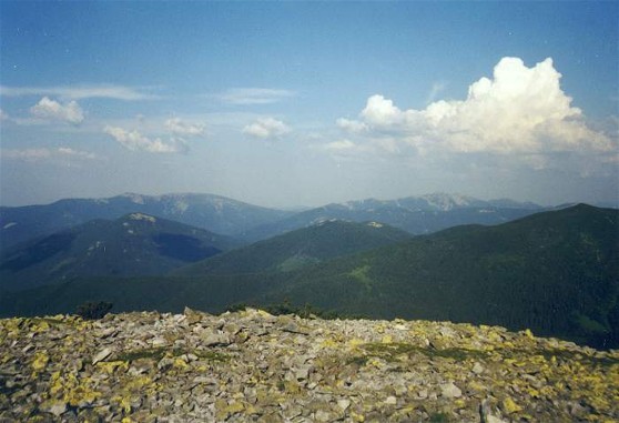 Image -- Panorama of the Gorgany Mountains from Mount Popadia