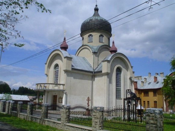 Image -- Gorlice: the Trinity Ukrainian Catholic Church.