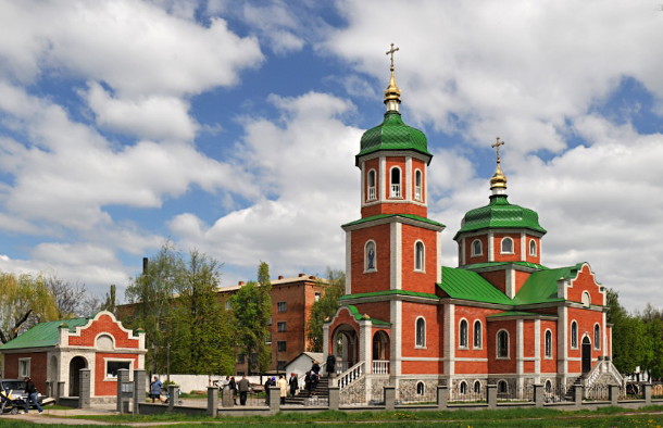 Image -- The Dormition Church in Khorol, Poltava oblast.