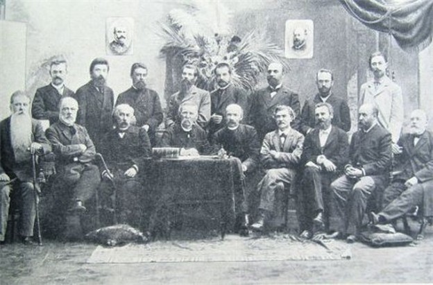 Image -- The Kievskaia Starina editorial board (1890s photo).