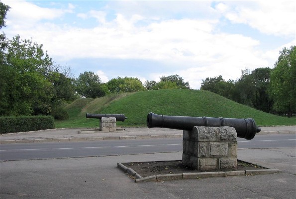 Image -- Kropyvnytskyi: Saint Elizabeth Fortress ramparts.