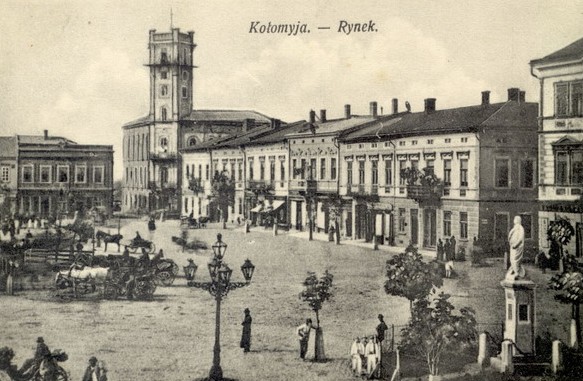 Image -- Kolomyia Market Square (early 1900s).