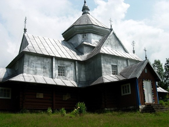 Image -- A church in Kryvorivnia in the Hutsul region.