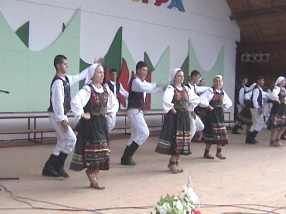 Image -- A Lemko folk dance ensamble.