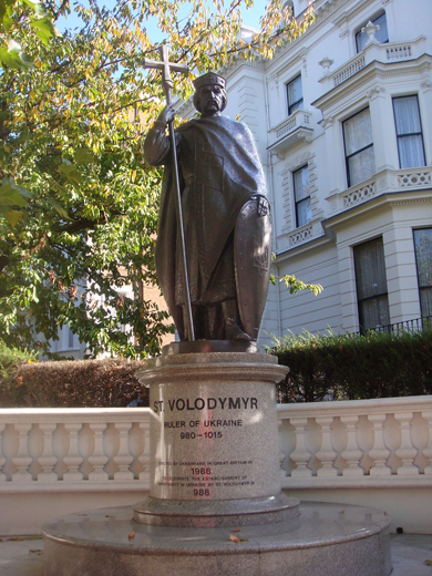 Image -- London, UK: Monument of Saint Volodymyr the Great.