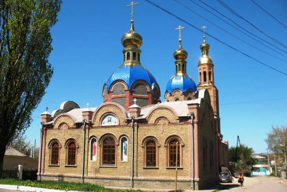 Image -- Lutuhyne, Luhansk oblast: Orthodox church.