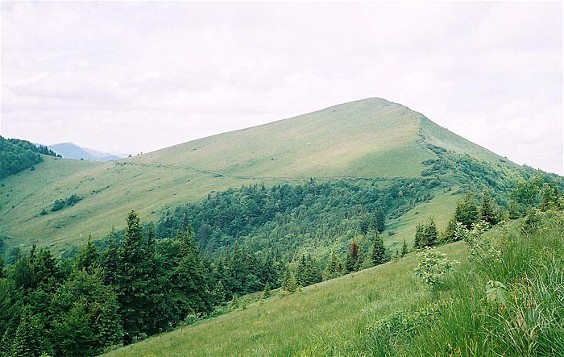 Image -- High Beskyd: view of Mount Parashka.