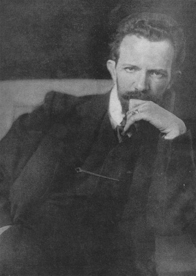 Image -- Oleksander Murashko (1910s photo).