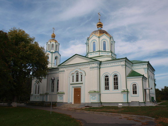 Image -- Myrhorod: Cathedral of the Dormition.