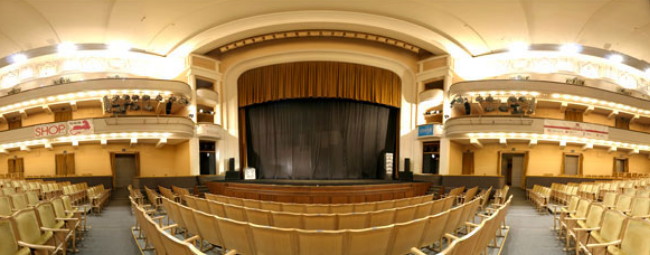 Image -- Odesa Academic Ukrainian Music and Drama Theater (interior).