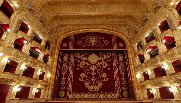 Image -- The Odesa Opera and Ballet Theater (interior).