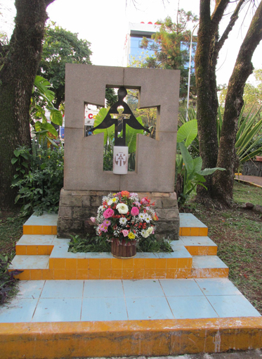 Image -- Memorial to the victims of the Holodomor in Encarnacion, Paraguay.