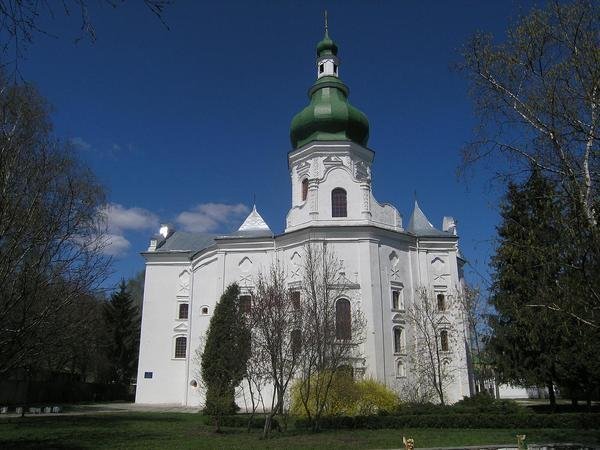 Image -- Pereiaslav-Khmelnytskyi: The Ascension Cathedral (1695-1700).