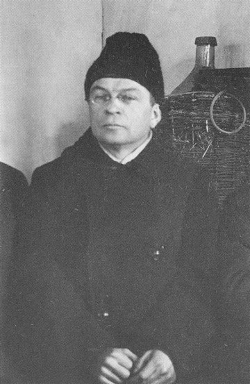 Image -- Viktor Petrov (1920s photo).