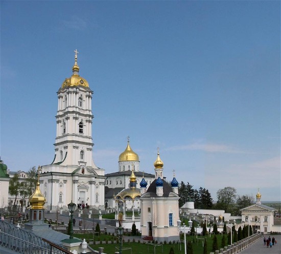 Image -- Pochaiv Monastery: view of the bell tower and Trinity Church.