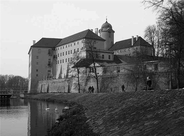 Image -- Podebrady castle (location of the Ukrainian Husbandry Academy).