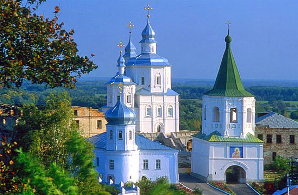 Image -- Putyvl: A view of the Movchanskyi (Molchany) Monastery.