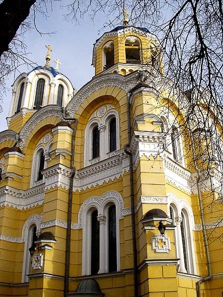 Image -- Saint Volodymyr's Cathedral in Kyiv (side view).