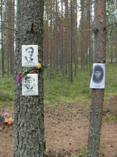 Image -- Photographs of Les Kurbas, Mykola Kulish, and Mykhailo Yalovy comemmorating the mass executions of political prisoners by the NKVD in Sandarmokh, RFSSR.