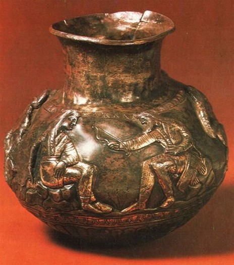 Image -- A Scythian bowl (4th cent BC) found in the Haimanova Mohyla kurhan.