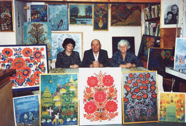 Image -- Olena Skytsiuk, Ivan Skytsiuk, and Marfa Tymchenko