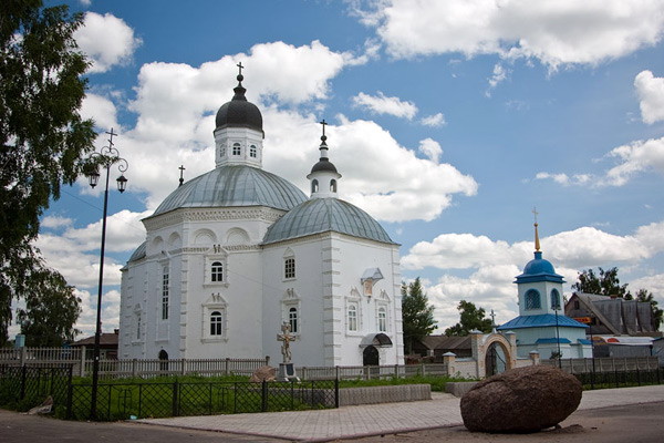 Image -- Starodub: the Cossack Cathedral of the Nativity of Christ.