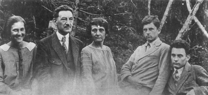 Image -- The Starosolsky family: (left to right) Uliana, Volodymyr, Dariia, Yurii, and Ihor Starosolsky.