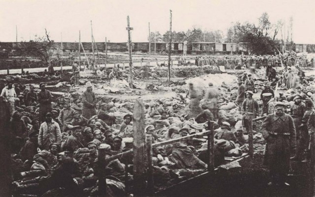 Image -- Strzalkow (Poland) internment camp (1921).