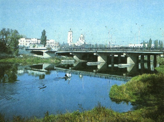 Image -- A bridge over the Psol River in Sumy.