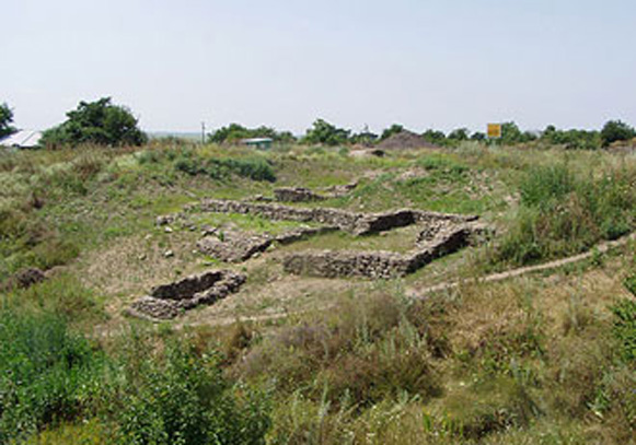 Image -- The excavated ruins of the Bosporan city of Tanais at the Don Estuary.