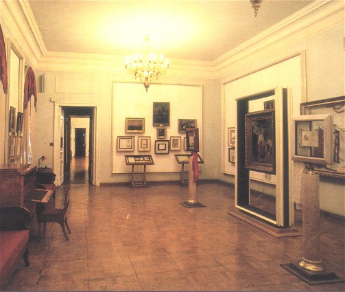 Image -- One of the exhibition rooms in the Taras Shevchenko National Museum.