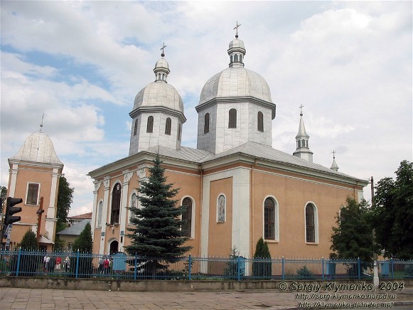 Image -- Terebovlia: 16th-century Saint Nicholas's Church.