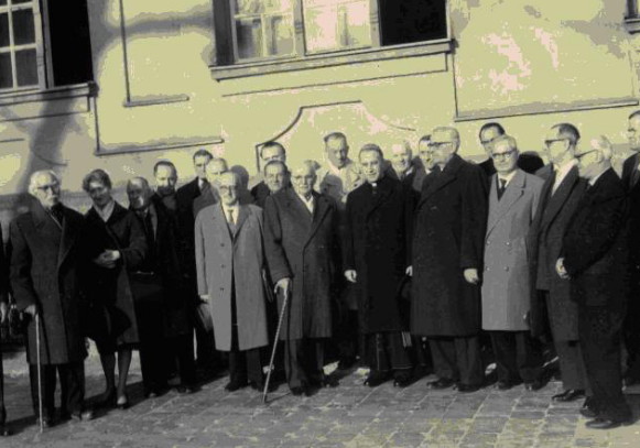 Image -- Ukrainian Free University professors in Munich (1960).