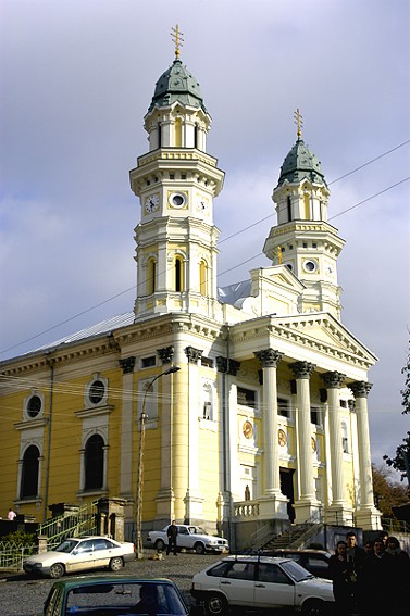 Image -- Ukrainian Greek Catholic Cathedral of the Elevation of the Cross (1780) in Uzhhorod.
